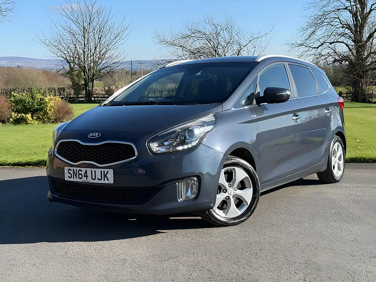 Used 2014 Kia Carens 2 Grey - Interior and Exterior details 3