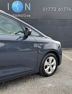 Used 2014 Kia Carens Ecodynamics 2 Newport Blue - Ku9 - Interior and Exterior details 11