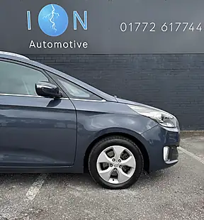 Used 2014 Kia Carens Ecodynamics 2 Newport Blue - Ku9 - Interior and Exterior details 8