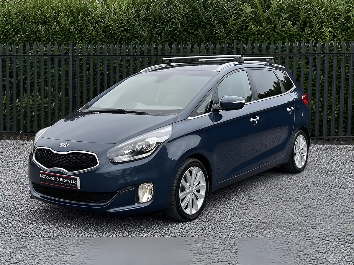 Used 2014 Kia Carens Ecodynamics 3 Blue - Front View