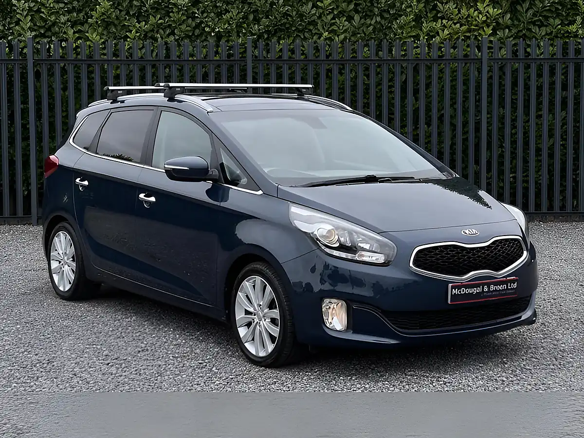 Used 2014 Kia Carens Ecodynamics 3 Blue - Interior and Exterior details 4