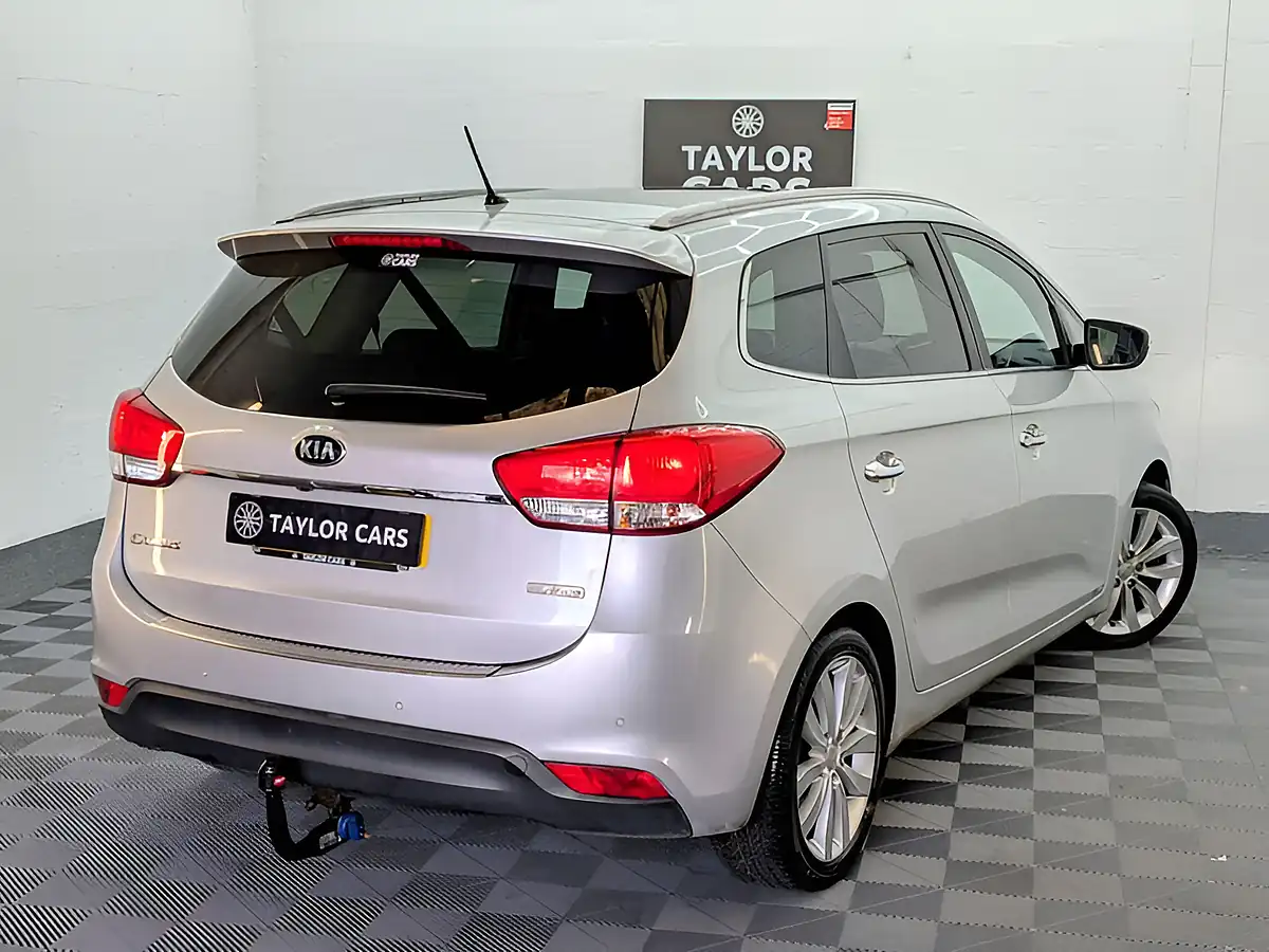 Used 2014 Kia Carens Ecodynamics 3 Silver - Interior and Exterior details 5