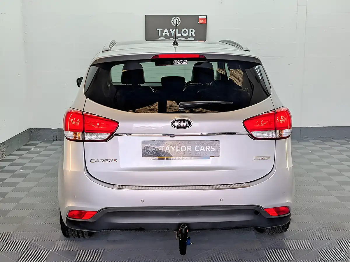 Used 2014 Kia Carens Ecodynamics 3 Silver - Interior and Exterior details 6