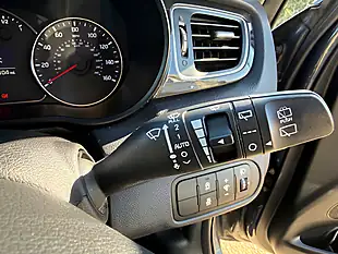 Used 2014 Kia Carens Estate 2 Grey - Interior and Exterior details 16