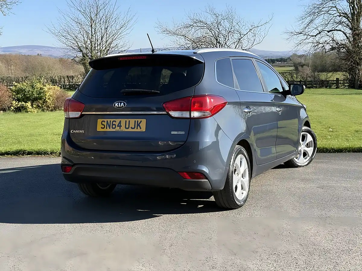 Used 2014 Kia Carens Estate 2 Grey - Interior and Exterior details 6