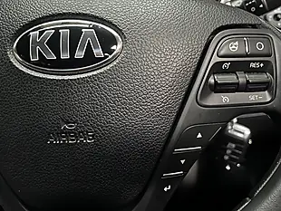 Used 2014 Kia Ceed 2 White - Interior and Exterior details 15