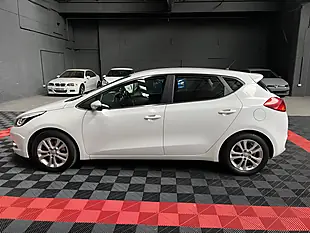Used 2014 Kia Ceed 2 White - Interior and Exterior details 6