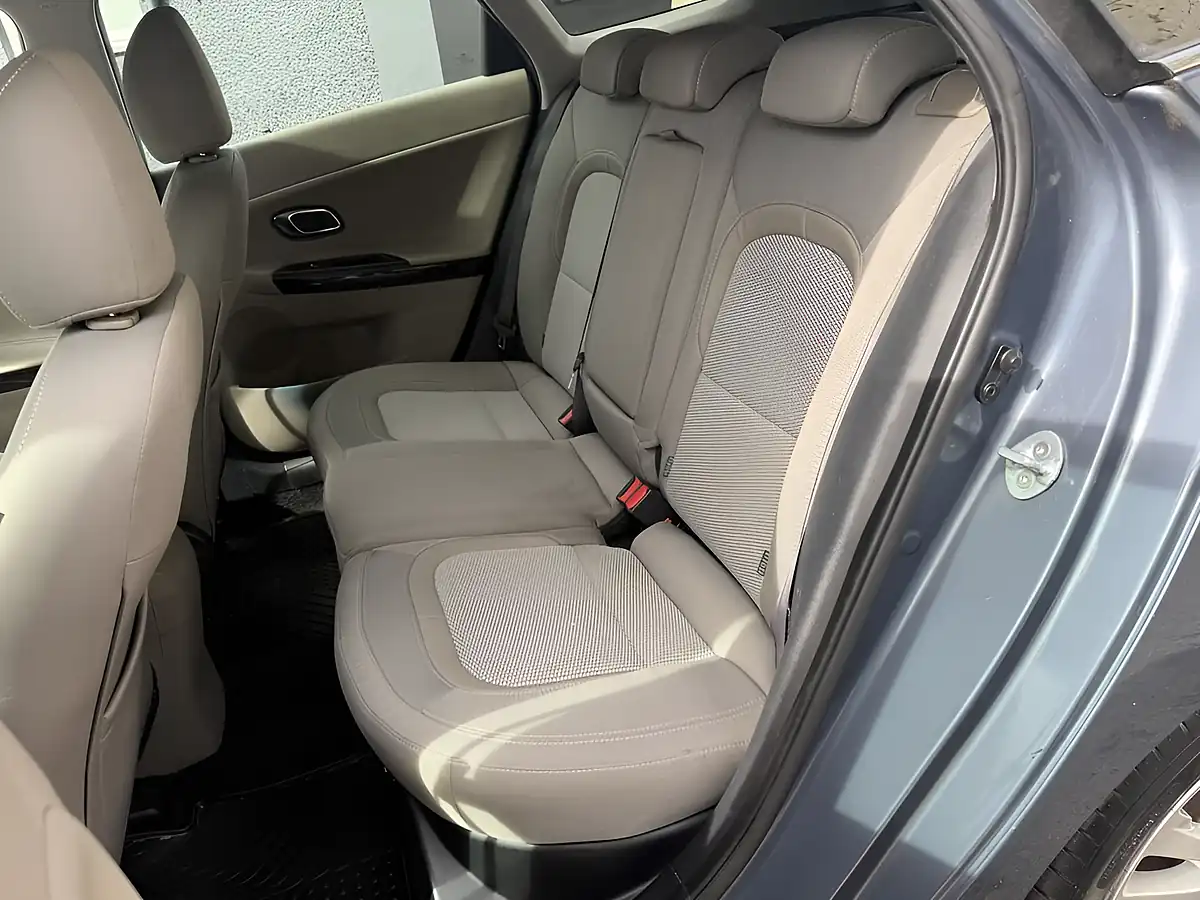 Used 2014 Kia Ceed 3 Sportswagon Blue - Interior and Exterior details 14