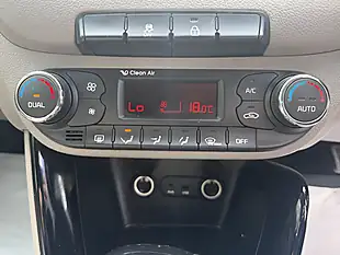 Used 2014 Kia Ceed 3 Sportswagon Blue - Interior and Exterior details 19