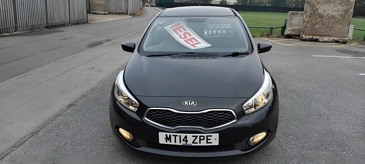 Used 2014 Kia Ceed Ecodynamics Black - Interior and Exterior details 7