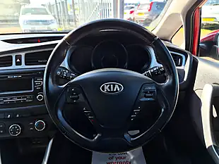Used 2014 Kia Ceed VR7 Red - Interior and Exterior details 11