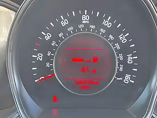 Used 2014 Kia Ceed VR7 Red - Interior and Exterior details 12