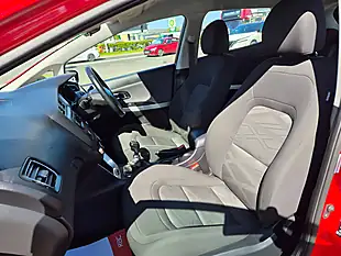 Used 2014 Kia Ceed VR7 Red - Interior and Exterior details 17