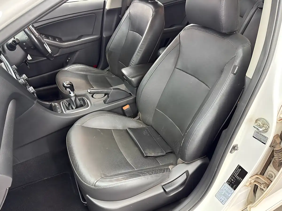 Used 2014 Kia Optima Ecodynamics 2 White - Interior and Exterior details 12