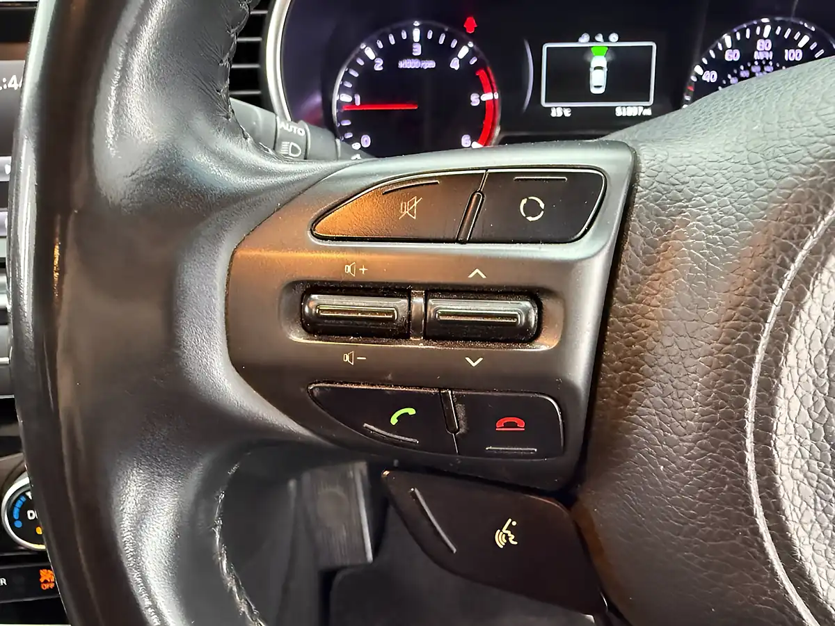 Used 2014 Kia Optima Ecodynamics 2 White - Interior and Exterior details 17