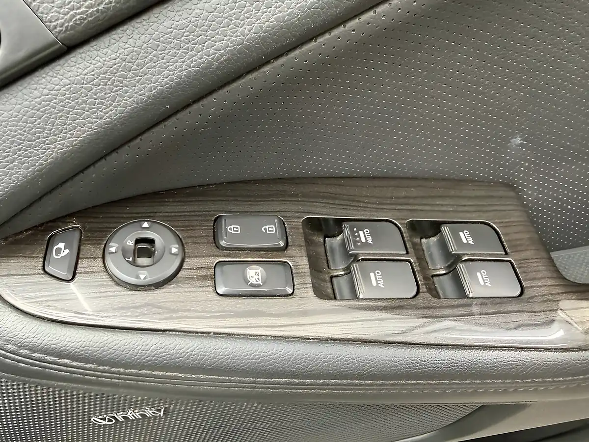 Used 2014 Kia Optima Ecodynamics 2 White - Interior and Exterior details 19