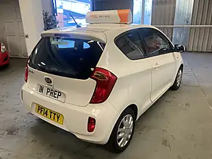 Used 2014 Kia Picanto 1 3DR White - Interior and Exterior details 5