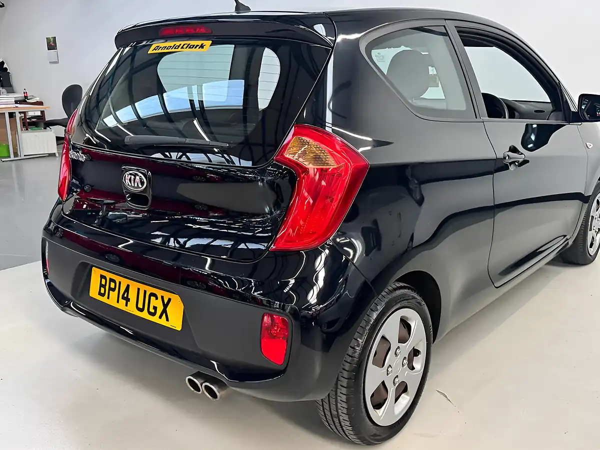 Used 2014 Kia Picanto 1 Black - Interior and Exterior details 10