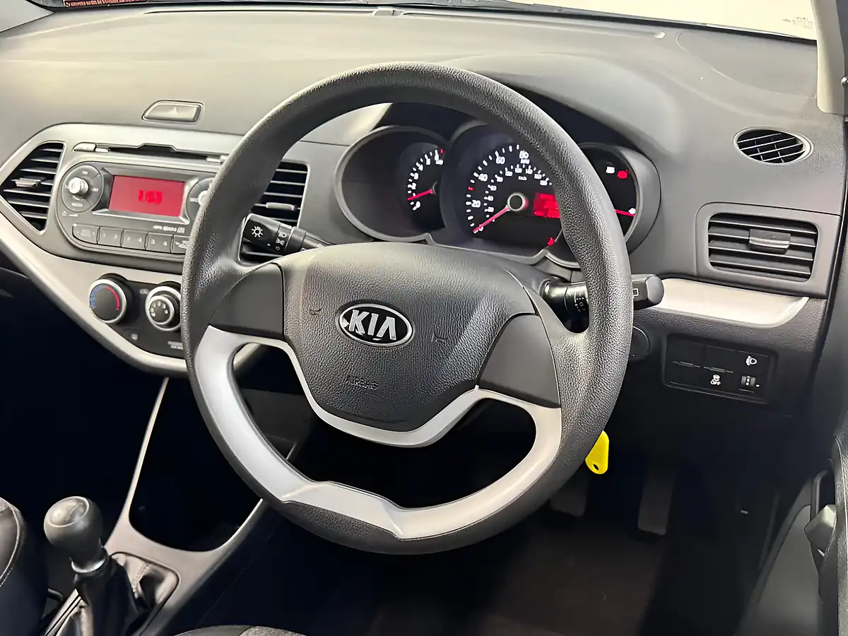 Used 2014 Kia Picanto 1 Black - Interior and Exterior details 18
