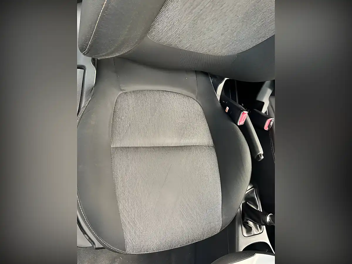 Used 2014 Kia Picanto 1 Black - Interior and Exterior details 19