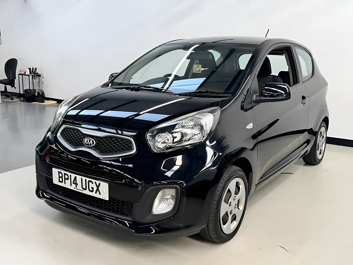 Used 2014 Kia Picanto 1 Black - Interior and Exterior details 2
