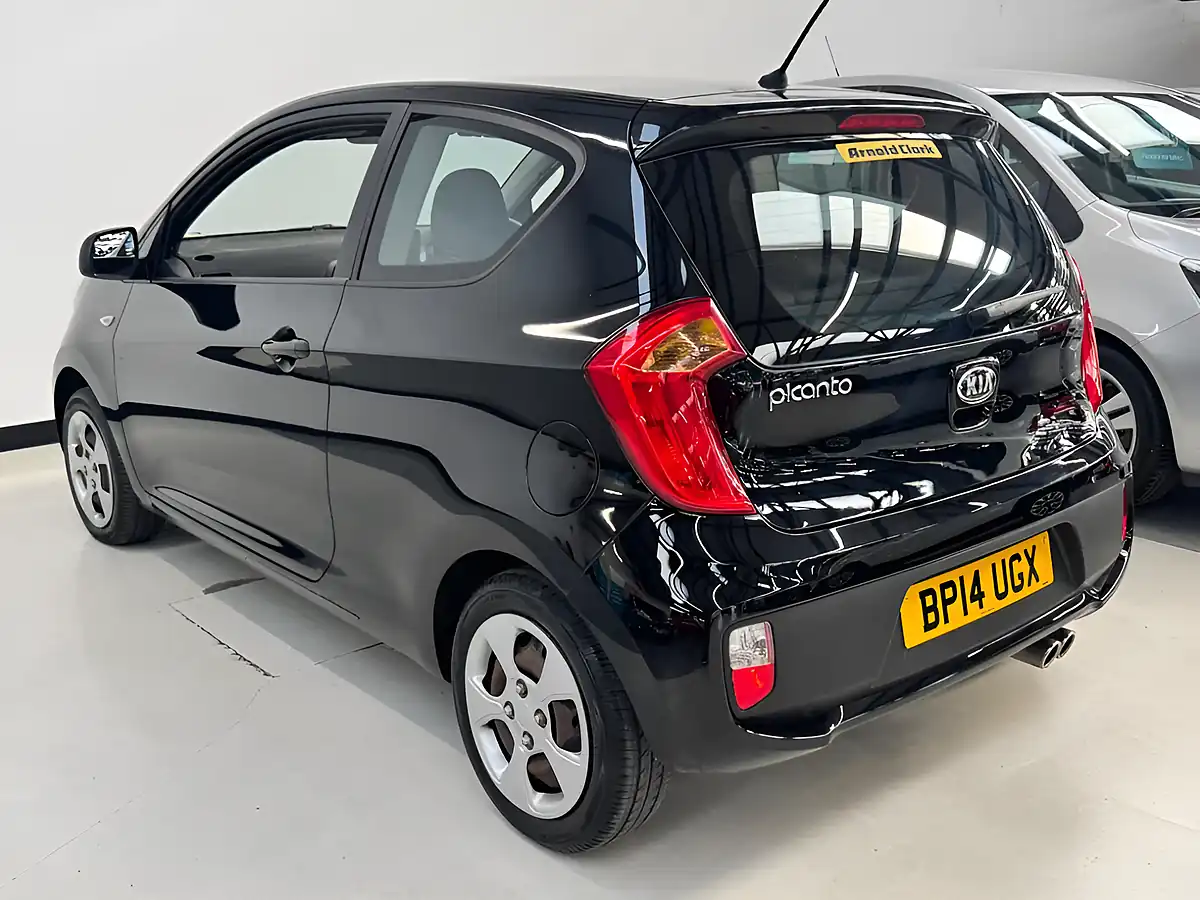 Used 2014 Kia Picanto 1 Black - Interior and Exterior details 3