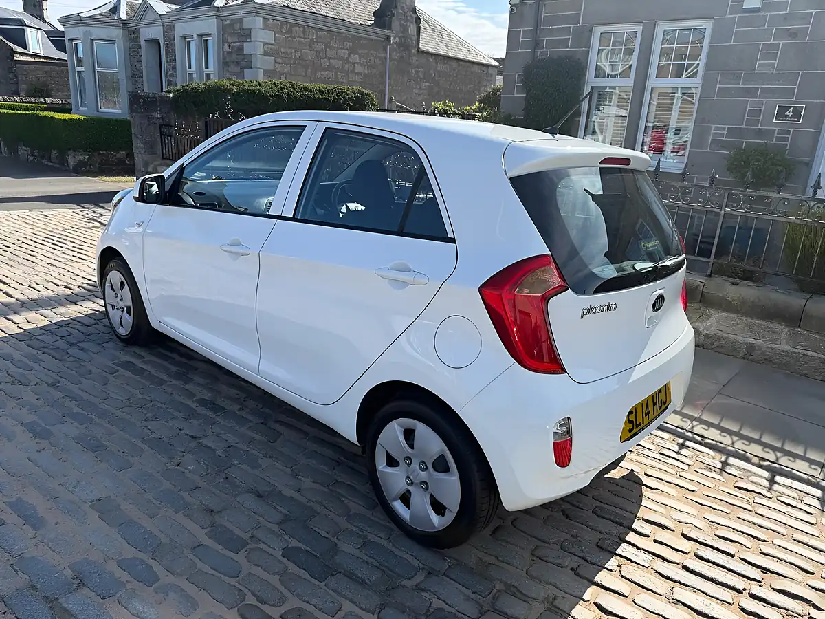 Used 2014 Kia Picanto 1 White - Interior and Exterior details 14