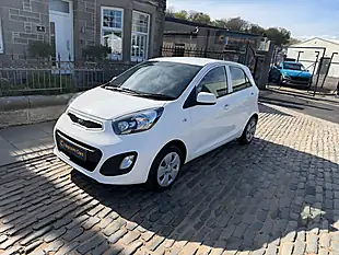 Used 2014 Kia Picanto 1 White - Interior and Exterior details 3