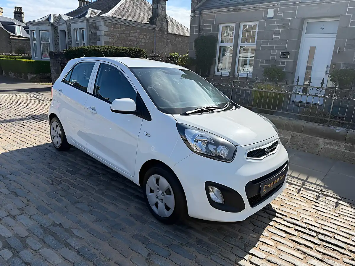 Used 2014 Kia Picanto 1 White - Interior and Exterior details 5
