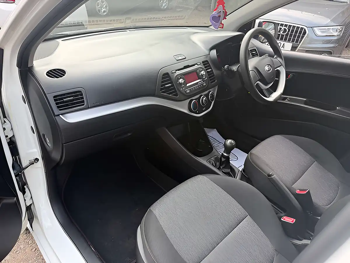 Used 2014 Kia Picanto 1 White - Interior and Exterior details 17