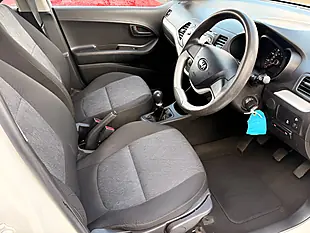 Used 2014 Kia Picanto 1 White - Interior and Exterior details 10