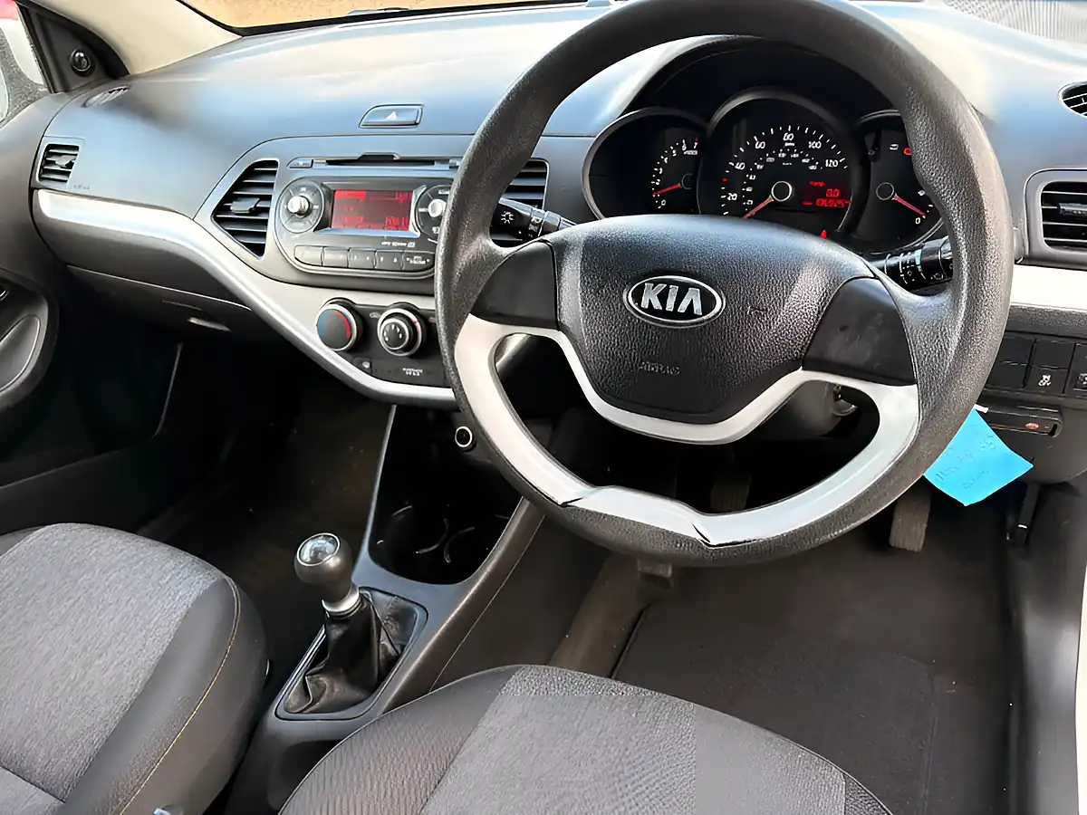 Used 2014 Kia Picanto 1 White - Interior and Exterior details 11