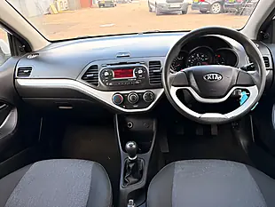 Used 2014 Kia Picanto 1 White - Interior and Exterior details 9