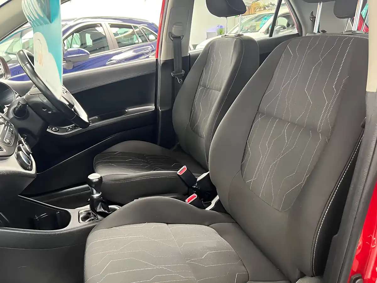 Used 2014 Kia Picanto 2 Red - Interior and Exterior details 13