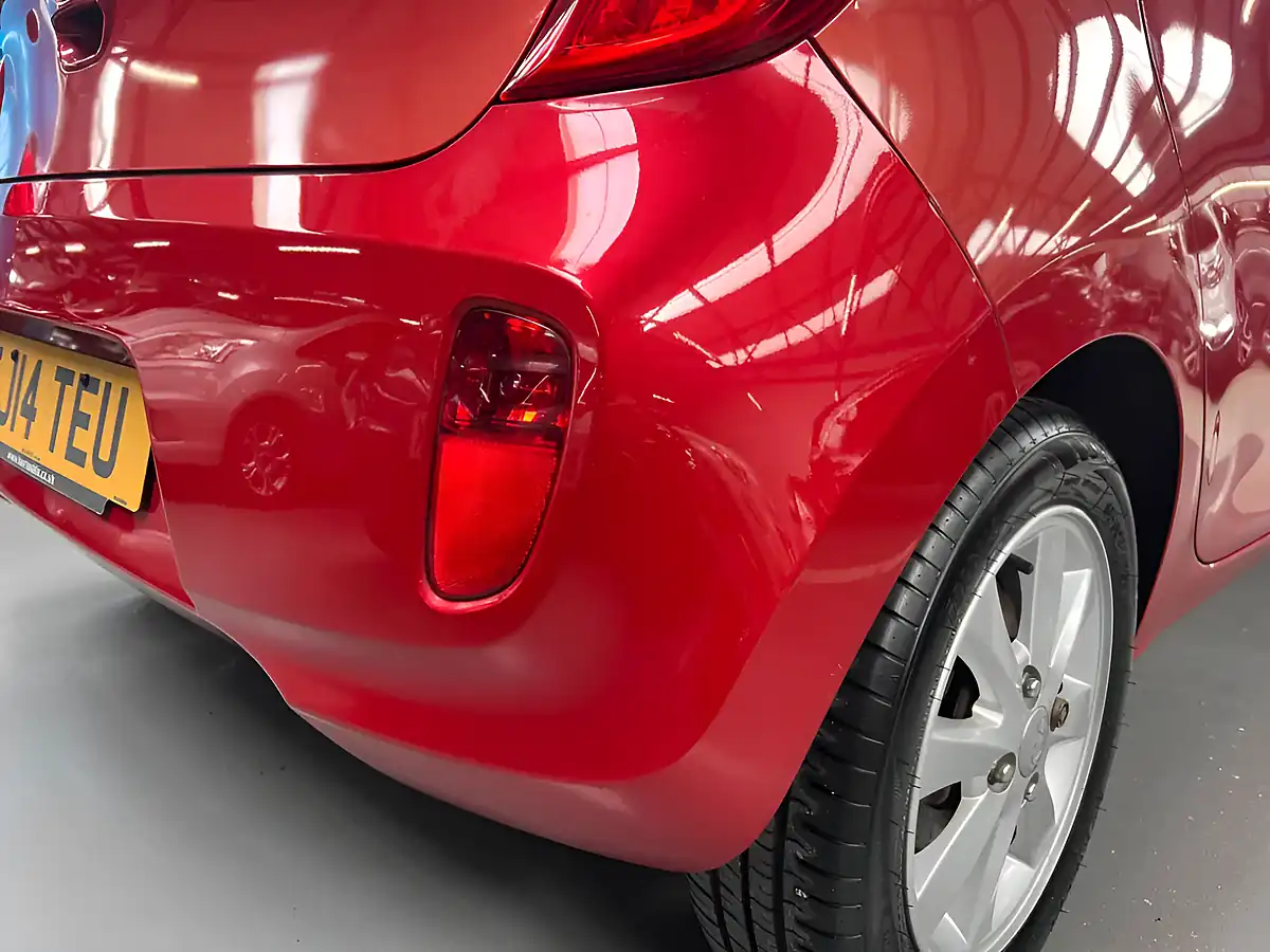 Used 2014 Kia Picanto 2 Red - Interior and Exterior details 14