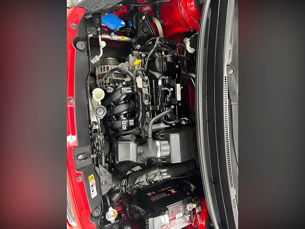 Used 2014 Kia Picanto 2 Red - Interior and Exterior details 7
