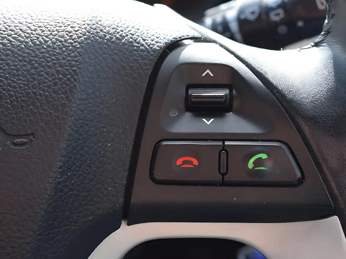 Used 2014 Kia Picanto City Euro 5 3dr Silver - Interior and Exterior details 12