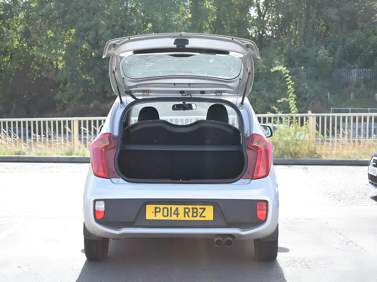 Used 2014 Kia Picanto City Euro 5 3dr Silver - Interior and Exterior details 7
