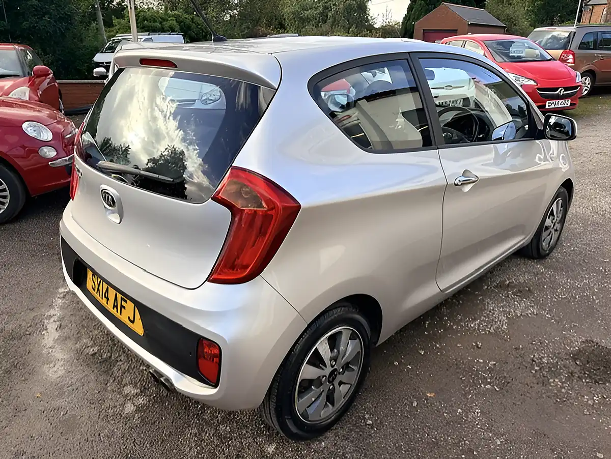 Used 2014 Kia Picanto City Silver - Interior and Exterior details 7