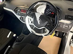 Used 2014 Kia Picanto City Silver - Interior and Exterior details 9