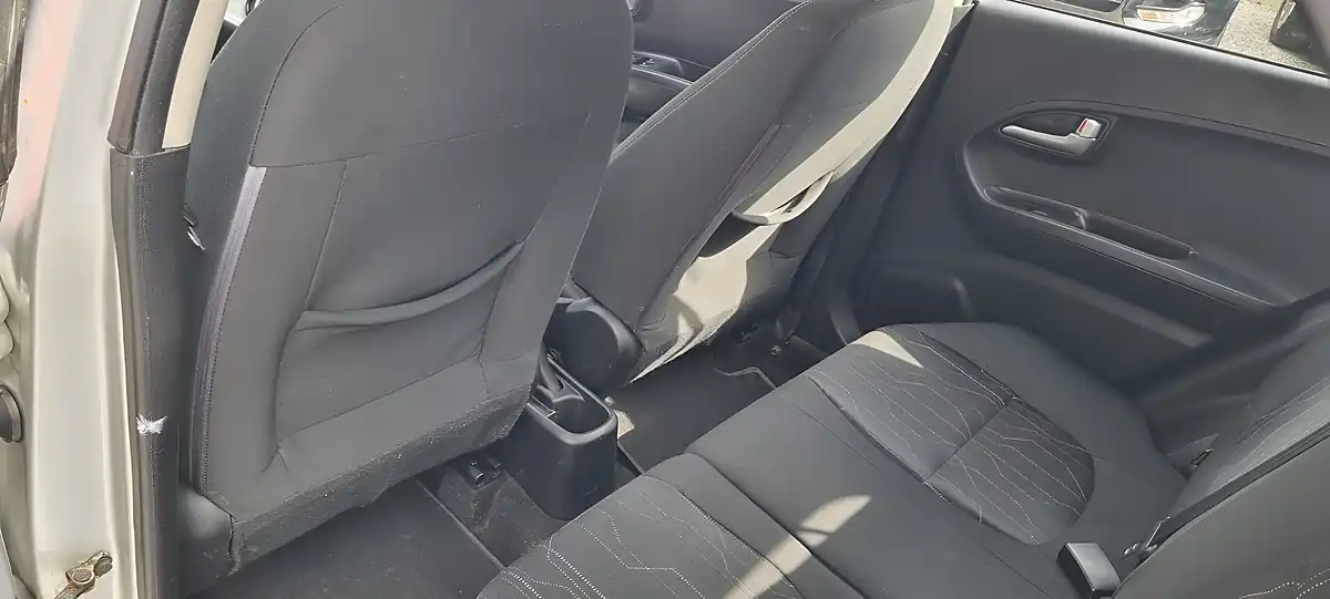 Used 2014 Kia Picanto Ecodynamics 2 Silver - Interior and Exterior details 17