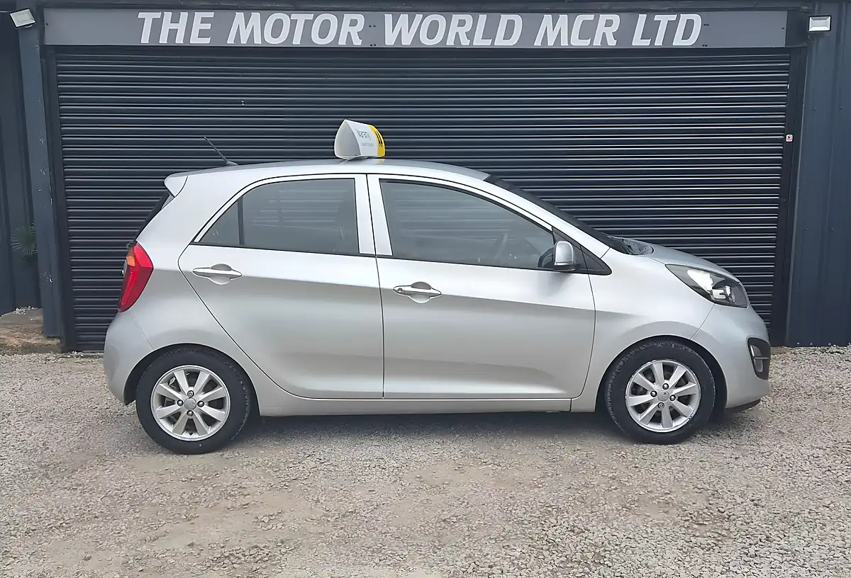 Used 2014 Kia Picanto Ecodynamics 2 Silver - Interior and Exterior details 4