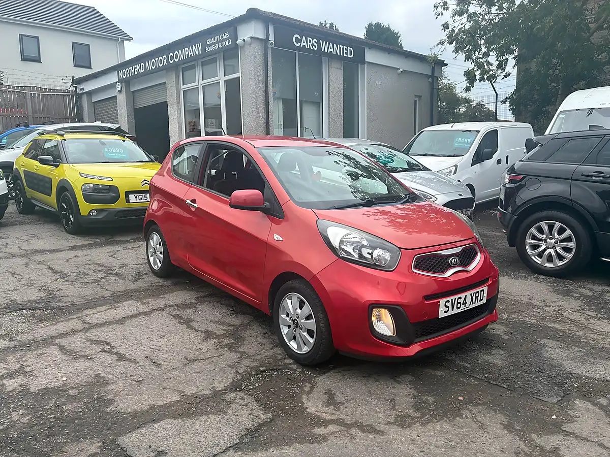 Used 2014 Kia Picanto VR7 Red - Front View