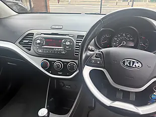 Used 2014 Kia Picanto VR7 Red - Interior and Exterior details 10