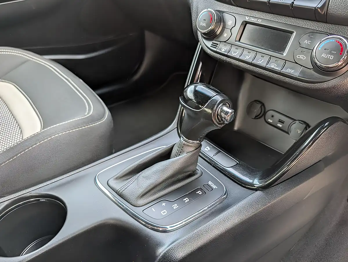 Used 2014 Kia Proceed Se Orange - Interior and Exterior details 13