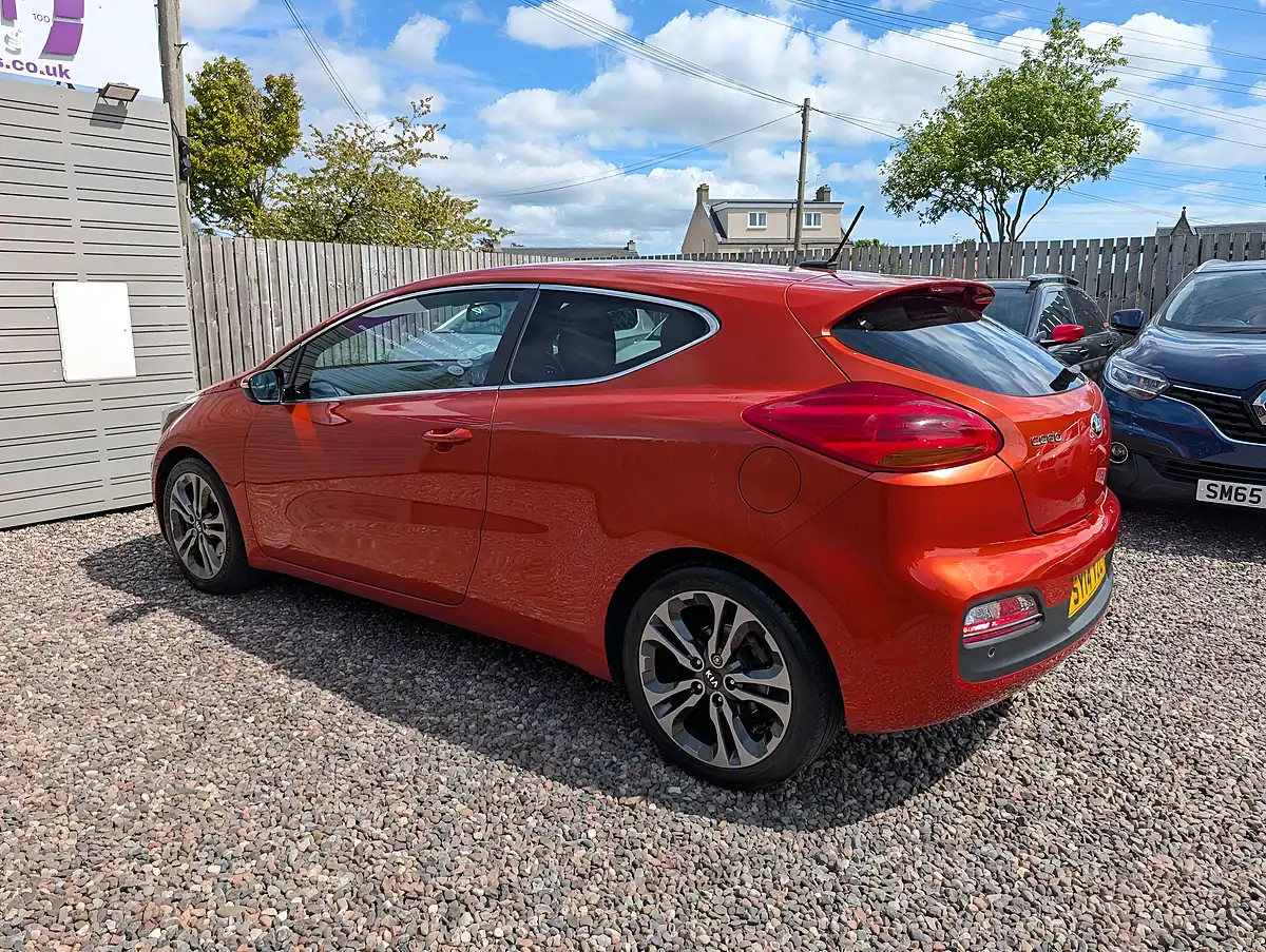 Used 2014 Kia Proceed Se Orange - Interior and Exterior details 6