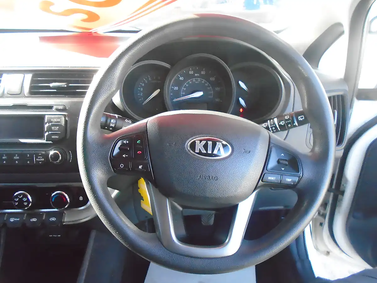 Used 2014 Kia Rio 1 White - Interior and Exterior details 12