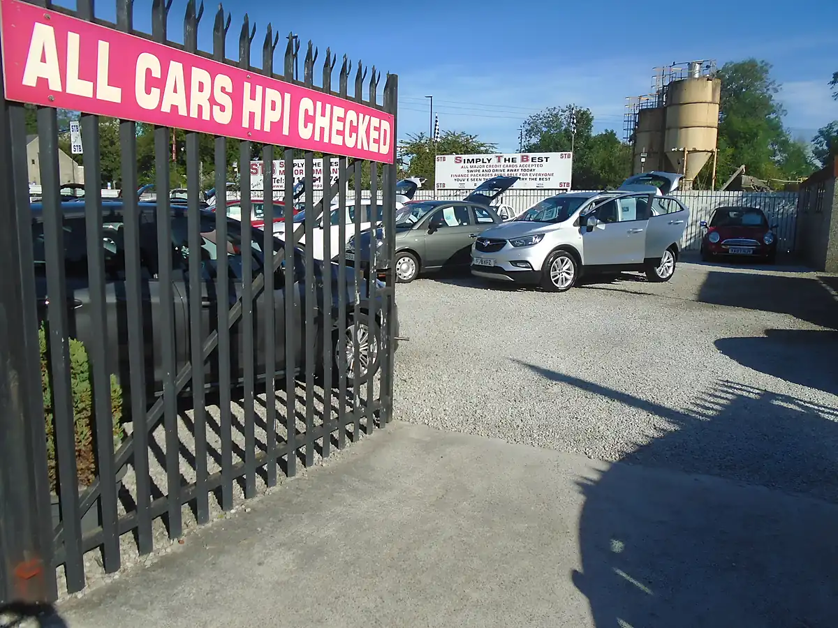 Used 2014 Kia Rio 1 White - Interior and Exterior details 15