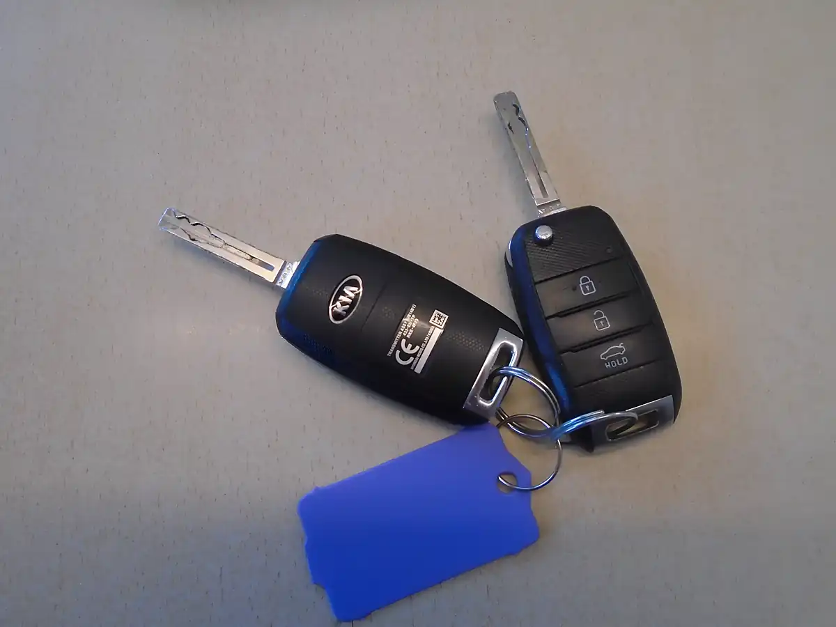 Used 2014 Kia Rio 1 White - Interior and Exterior details 16