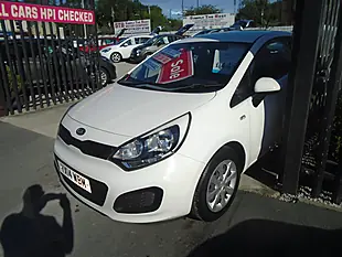 Used 2014 Kia Rio 1 White - Interior and Exterior details 3